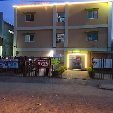 Crown Palace Inn Lusaka Ngoại thất bức ảnh