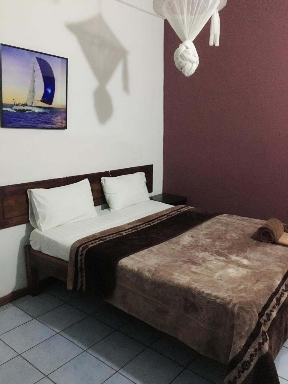 Crown Palace Inn Lusaka Ngoại thất bức ảnh