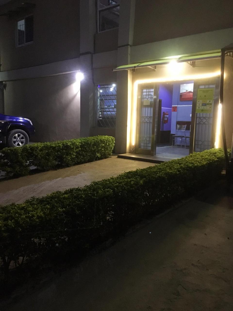 Crown Palace Inn Lusaka Ngoại thất bức ảnh